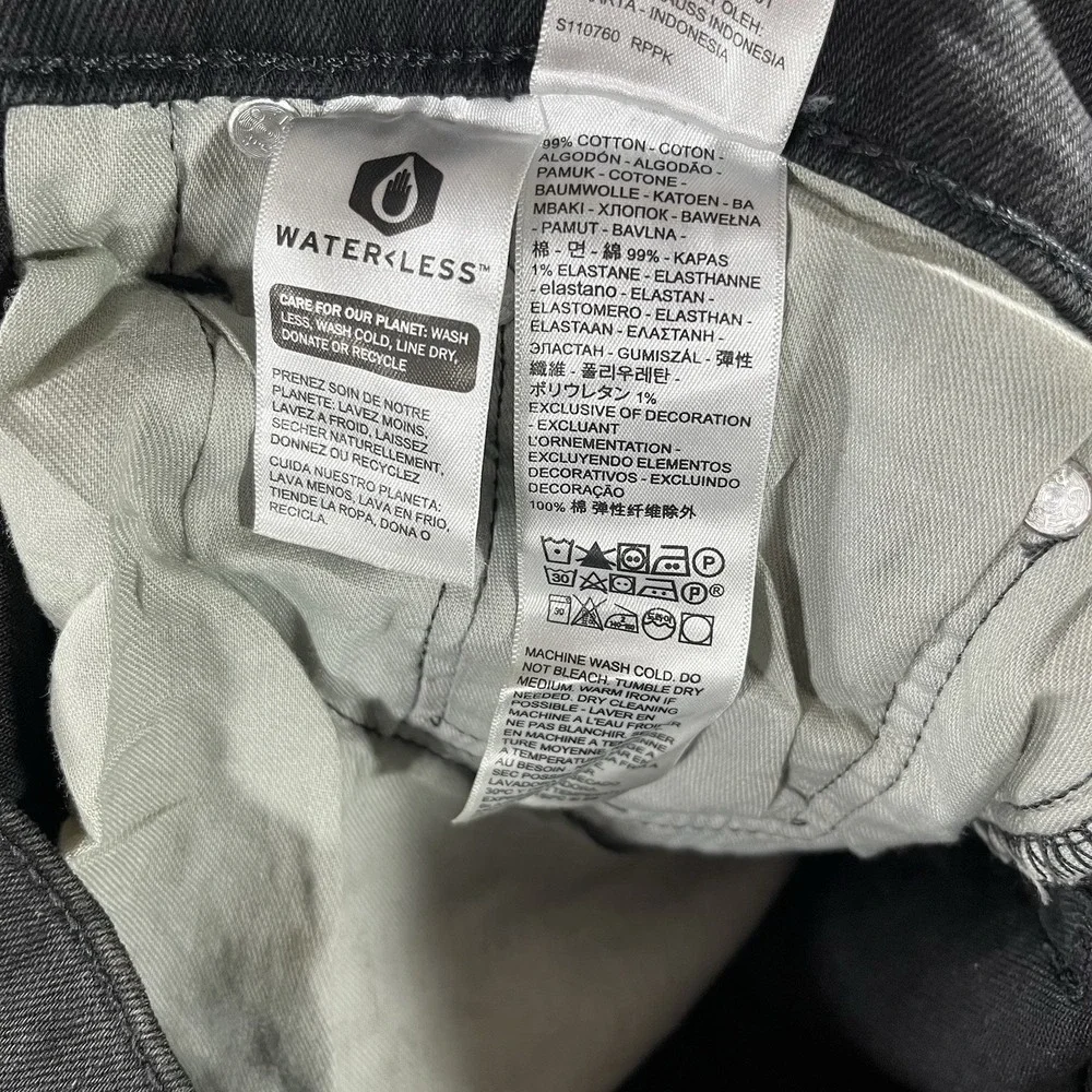 Levis new tags